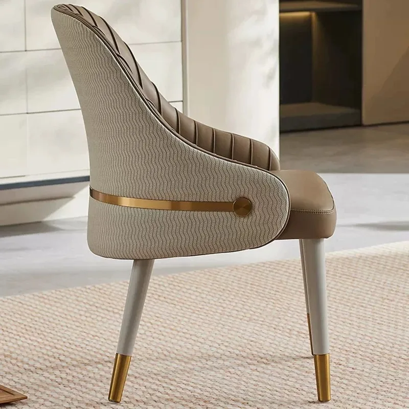 Home Gym Luxury Design - # モダンでシンプルなデザイナーズダイニングチェア、高級感のある本革製アームチェア、ホテル、ヴィラ、自宅、ジム用