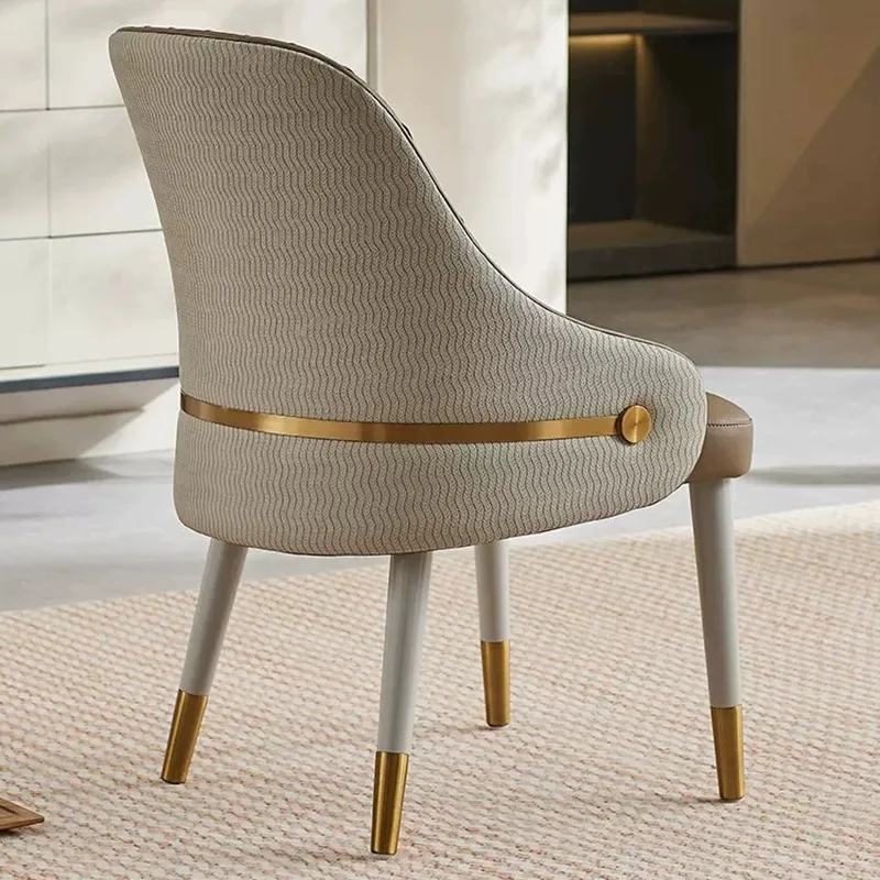 # モダンでシンプルなデザイナーズダイニングチェア、高級感の - Home Gym Luxury Design のレビューと価格